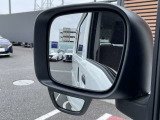 後方確認もしっかり行えます。
