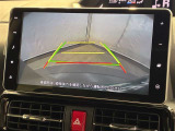 【バックモニター】ハンドル操作と連動したガイドラインが表示されるバックガイドモニター付き★