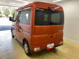 当店では車両本体価格以外に、諸費用を含めた支払総額も表示しておりますので、お客様の予算にピッタリのおクルマお選びができます。コーティングやJAFをセットにしたオトクな購入パックも好評です。