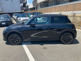 MINIオーナーのために設計されたオリジナルのMINI自動車保険がございます。車のことは全ておまかせください。