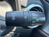 【 オートライト 】オートライトなのでライトの点け忘れを気にすることなく運転が出来ます♪//