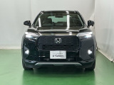 LEDヘッドライトを装備しています。LEDヘッドライトはとても明るく、雨の日や夜間走行も安全・安心です。オートライトコントロール付きで周囲の明るさに応じて自動で点灯・消灯します