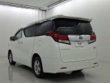 沢山乗れるのがこの車の魅力!2台で移動しないと・・・なんて時もこの車なら1台で!大活躍です♪