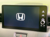 【大画面ナビ】人気の大型10インチナビを装備。存在感のある大画面はインパクト大!ナビ利用時のマップ表示は見やすく、テレビやDVDは臨場感がアップ!いつものドライブがグッと楽しくなります♪