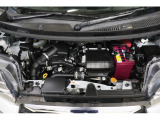 DOHC 12バルブ インタークーラーターボエンジンは、力強い加速性能と高効率な燃焼を両立。ターボによる余裕のある走りと、DOHC構造によるスムーズなエンジンレスポンスが魅力です。