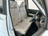 【運転席・助手席】内装ルームクリーニング済みです。しっかり綺麗にしていますので、是非、お確かめください。車に自信があるからこそ、是非一度ご来店頂き内外装も見てもらえると幸いです。