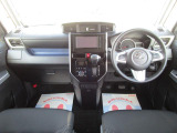 ワイドな視界を確保して運転しやすく見晴らしが良いです。長時間の運転も快適に過ごせしていただけると思います。