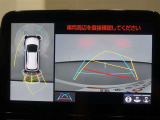 パノラミックビューモニター付きで、車両の周囲を確認することができるので安心できますね♪