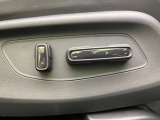 【パワーシート】スイッチ一つで簡単にシートの微調整が可能!電動だから力もいりません!快適なシートポジションにセットして、快適なドライブをお楽しみください。