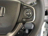 【ACC〈アダプティブ・クルーズ・コントロール〉】アクセルペダルを踏まずに設定した車速を保つクルーズコントロールに、前走車を検知する機能を追加。車速と車間を適切に制御することを支援します。