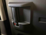 WEB掲載時にはお車に付いている装備と、様々な写真をたくさん載せるように心がけております。1台1台特徴をとらえたキャッチコメントを掲載しています。