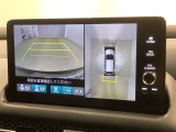 全方位モニターがついています! 車の周囲を360&deg;安全確認できるので、普段の駐車はもちろんの事、縦列駐車や幅寄せの際にも活躍してくれますよ。