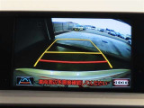 バックガイドモニターで、後方を確認しながら安心して駐車することができます。運転初心者も熟練者も必須の機能ですよ!