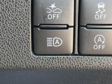【スマートアシスト】走行中に前方の車両等を認識し、衝突しそうな時は警報とブレーキで衝突回避と被害軽減をアシスト。より安全にドライブをお楽しみいただけます。