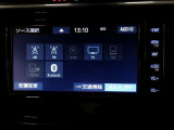 ラジオ、フルセグテレビ、CD再生、DVD再生、SD再生(音楽/動画)、SD録音(別途SDカードが必要です)、Bluetoothオーディオが使用可能です。詳しい仕様については展示店舗までお尋ねください。