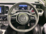 【ステアリングスイッチ】運転中、前方から目線をそらすことなく、オーディオ等の操作が可能な便利機能!安心&快適なドライブを演出してくれます♪