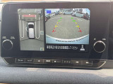 アラウンドビューモニターは車庫入れの強い味方となってくれます。上から車を見下ろすように視ることで、駐車場枠内にビシッと真っ直ぐ停めれます!☆一度使ったらわかって頂けます☆
