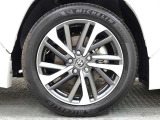 タイヤサイズ 225/50R18