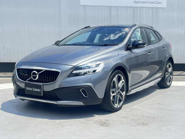 ボルボ V40クロスカントリー D4 アクティブ エディション ディーゼル