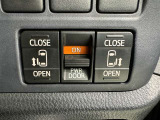 両側電動スライドドアで狭い所でも乗り降り楽々です!