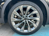 当店のお車をご覧いただきましてありがとうございます。お車についてのご質問やお見積りのご依頼、ご購入にあたってのご相談などお気軽にお問い合わせ下さい!