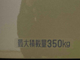 お車の状態をしっかりとお伝えするために1台の車両に付き40枚以上の画像を用意しております。外装はもちろん、室内の装備やお車の特徴などごらんください。
