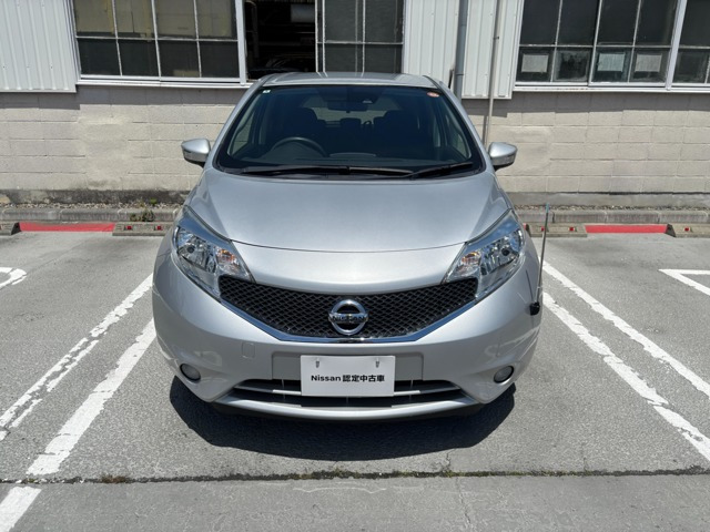 ノート 1.2 X FOUR 4WD