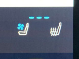シートエアコン付です。シートを冷やしたりできる、快適装備の一つ。 暑い夏もシートが冷え快適にドライブが楽しめそうですね。