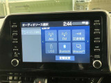 純正ナビを装備。タッチパネル式で使いやすく、お出かけもラクラクです。