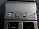 運転席、助手席はシートヒーター付きです。座面や背もたれを素早く温め、寒い日もより快適に過ごせます。