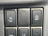 【パワースライドドア】スマートキーや運転席のスイッチでスライドドアの開閉が可能♪電動だから力を入れてドアを開ける必要が無く、小さいお子様でも、重い荷物を持っている時もラクに開け閉めできます♪