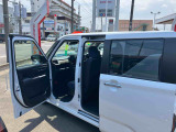 安全安心な走行のために、納車前には小さなクルマを知り尽くしたエキスパートが基本性能に関わる機能や状態を徹底的に点検しています。