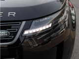 LEDシグネイチャーライト付きデジタルLEDヘッドライトが装着されて夜間走行が楽に運転が出来ます。