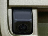 お車の状態をしっかりとお伝えするために1台の車両に付き40枚以上の画像を用意しております。外装はもちろん、室内の装備やお車の特徴などごらんください。