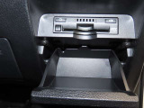 ETC車載器付きです。高速道路の料金所もスムーズに通過できます。