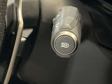 オートライト機能によりON/OFFはもちろん、ハイビーム/ロービームの切り替えもサポートします