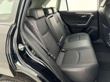 運転席や助手席だけでなく、カーテンエアバッグも装備しています。側方からの衝撃からもしっかりお客様を守ってくれます。