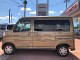 納車前にはプロのメカニックが点検、整備を行いますので安心してお乗り頂けます。