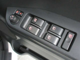 運転席から操作可能なパワーウィンドウ!