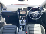 スイッチ類はシンプルかつ操作しやすいように配置されています。