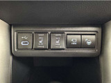 シートヒーター装備!エアコンに比べて暖まるスピードが速いので冬でも快適に過ごせます
