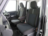 清潔で広々した座席です。ぜひ、現車を見て体感してみてください。