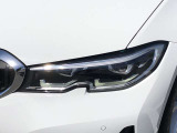LEDのパワフルな白色光は太陽光の特性に近く、優れた視認性を発揮します。