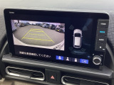 バックカメラも装備しております。車庫入れの苦手なお客様も安心!重宝してくれます!