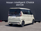 外装色:フローズンバニラPMです。プレミアム認定中古車の4つのポイント 1.5年未満/走行距離5万Km以内 2.車輌評価4.5以上 3.徹底した点検整備 4.2年間の無料保証。