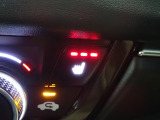 運転席/助手席にシートヒーター付いてます。あったかホカホカシートヒーター で快適です。