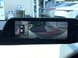 【360&deg;ビューモニター】専用のカメラにより、上から見下ろしたような視点で360度クルマの周囲を確認することができます☆死角部分も確認しやすく、狭い場所での切り返しや駐車もスムーズに行えます。