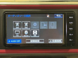 Bluetooth対応、CD/DVD再生機能付き。お好きな音楽を聴きながらのドライブは楽しいですよね〜♪