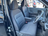 快適に運転できるドライブポジション!シートリフターもあるので無理のない運転姿勢がとれます。