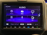メモリーナビにフルセグTV機能あり。 ドライブや旅行に欠かせない装備です。